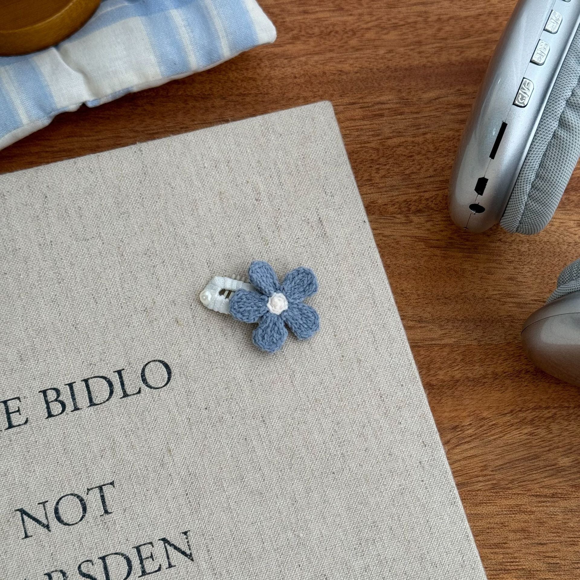 Cute Dog Hair Bow Clips Pet Grooming Accessories for Small Dogs and Cats